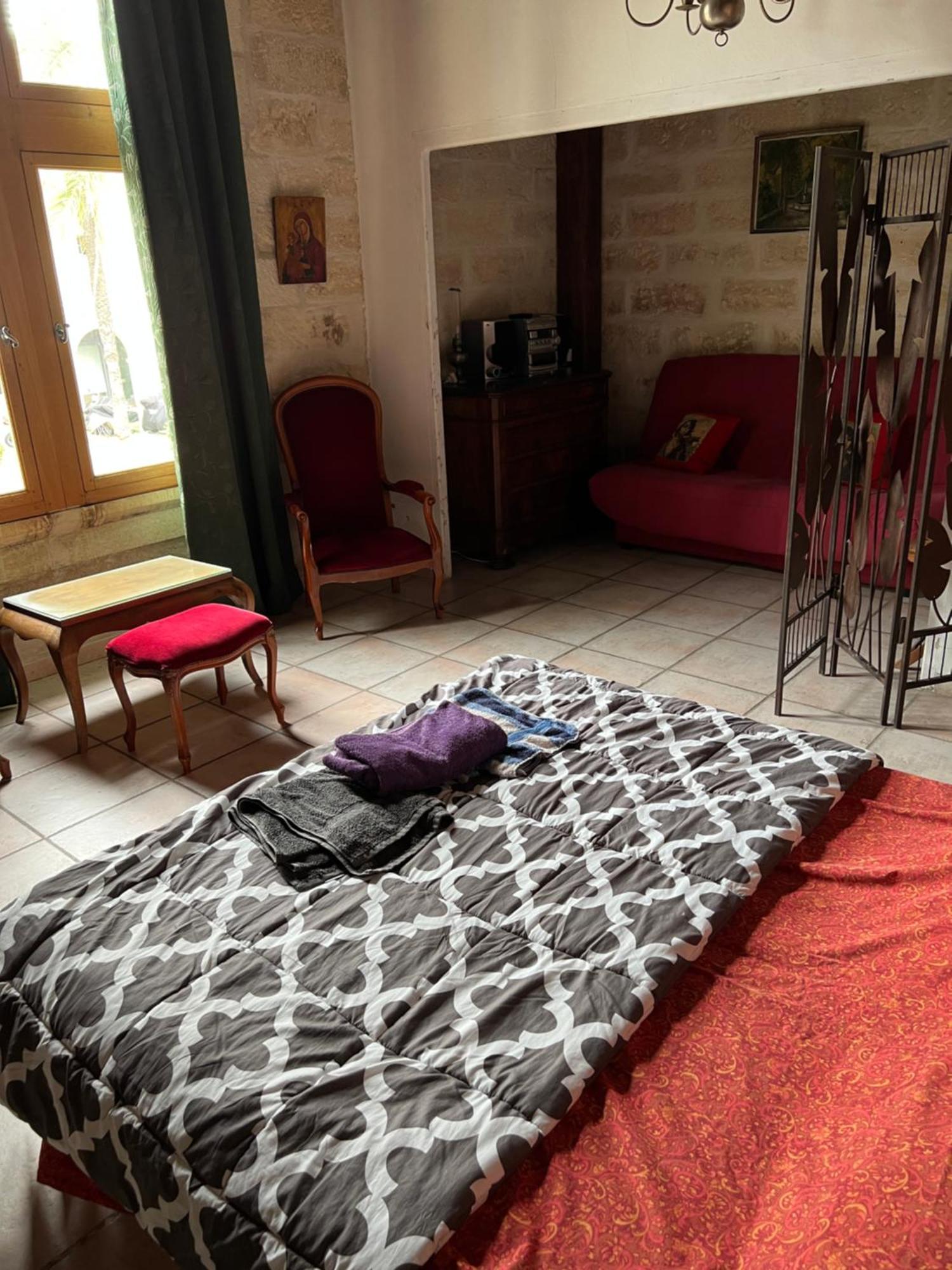La Maison Sur La Place Aigues-Mortes Exterior foto